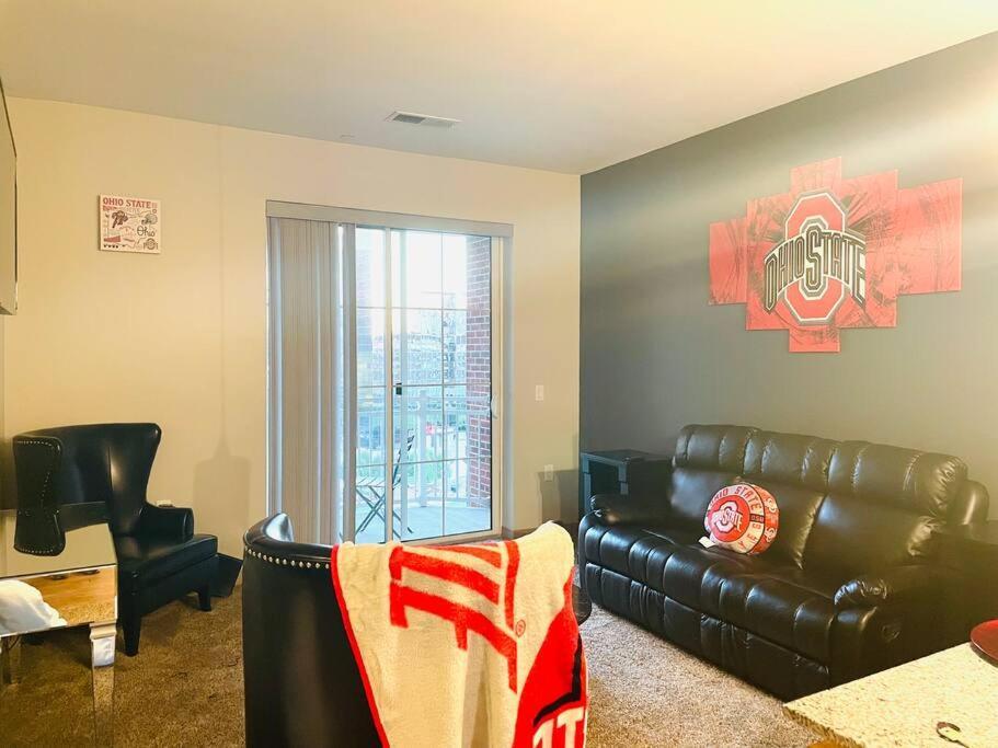 King Size With Osu Theme! Apartment Columbus Bagian luar foto